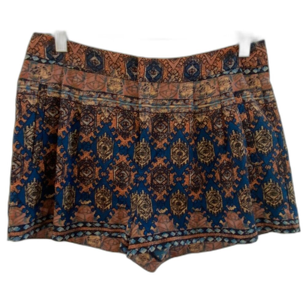 Forever 21 Contemporary Blue Salmon Diagonal Patterned Shorts Women's Size Small